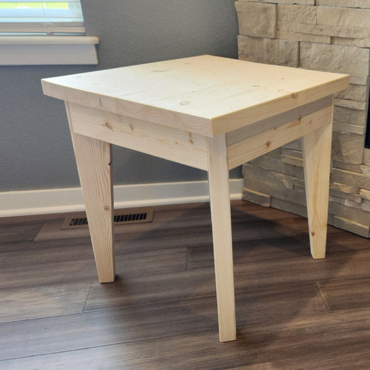 Simple End Table Woodworking Plans | 2x4 DIY Table (21x21x22)